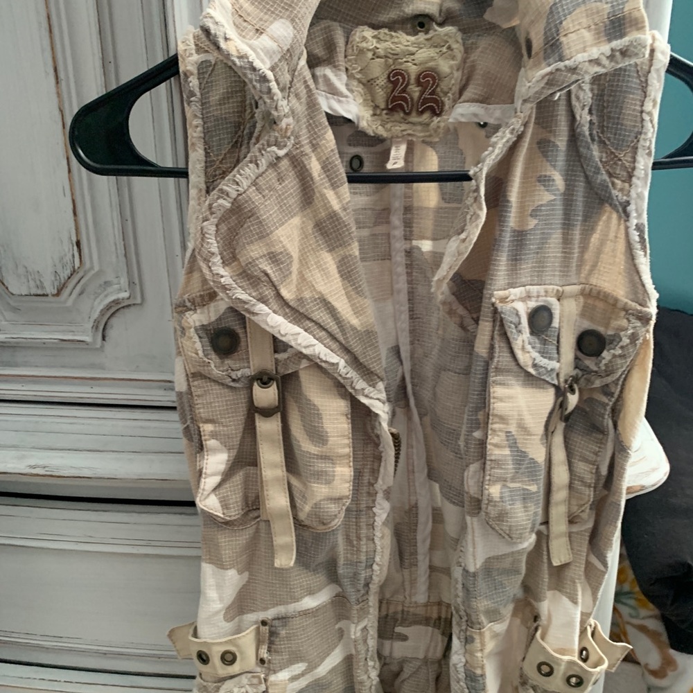 Camo vest
